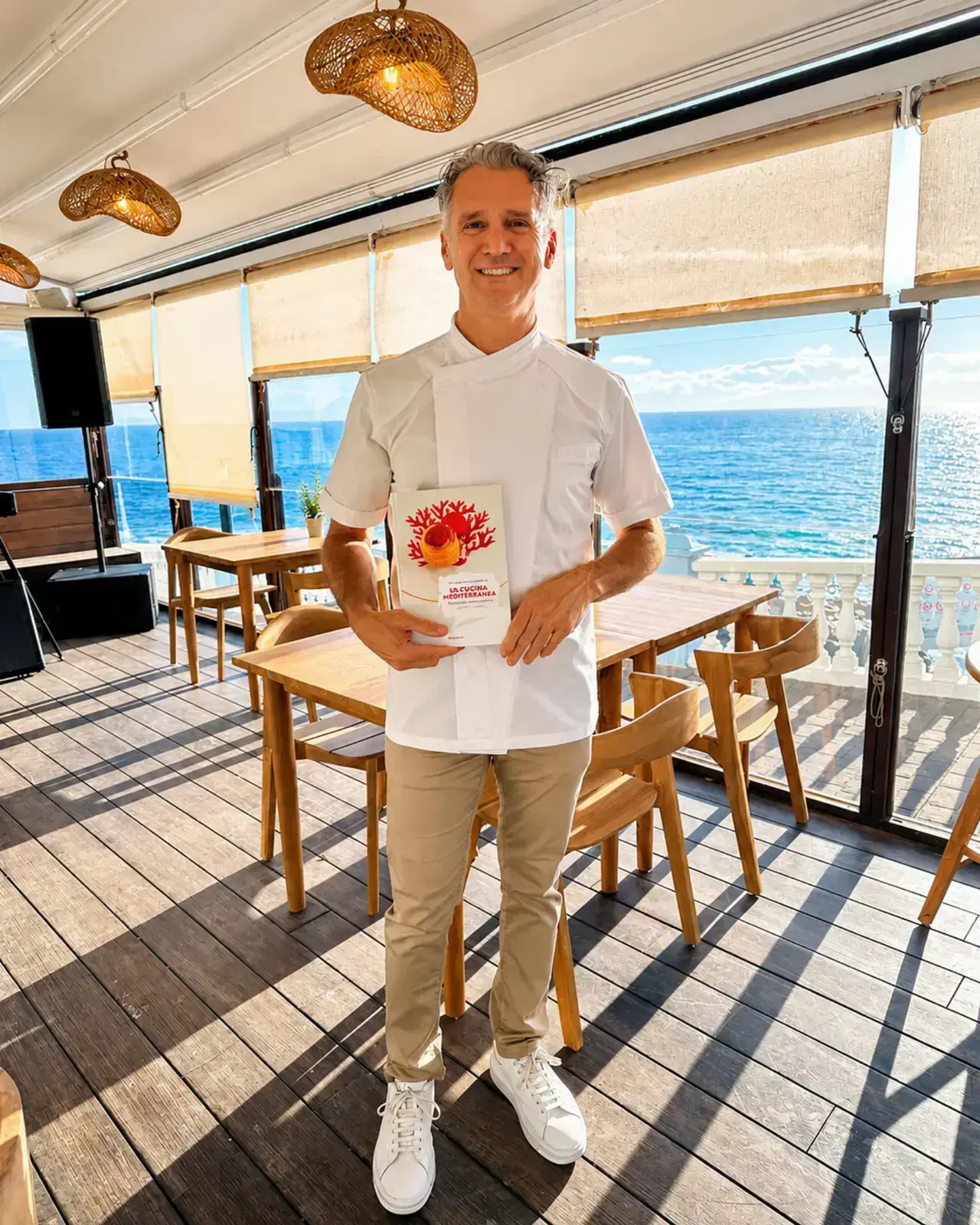 Massimiliano Capretta con su libro